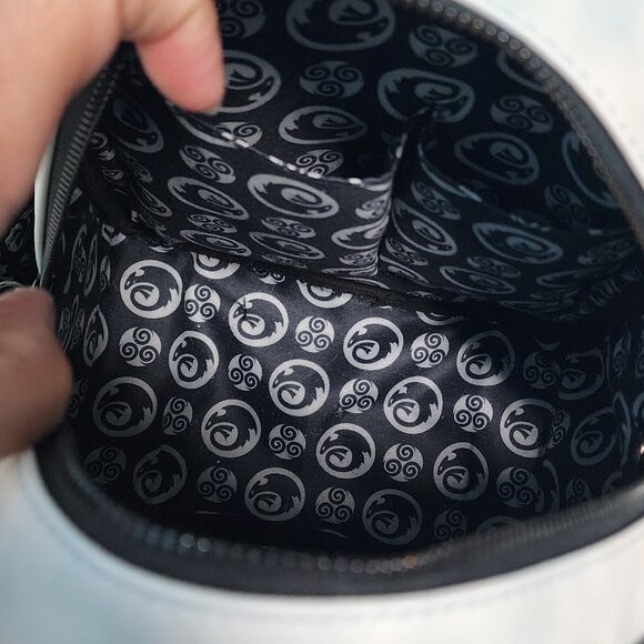 How to Train Your Dragon Mini Backpack Bag White Toothless Light Fury Family - Picture 7 of 8